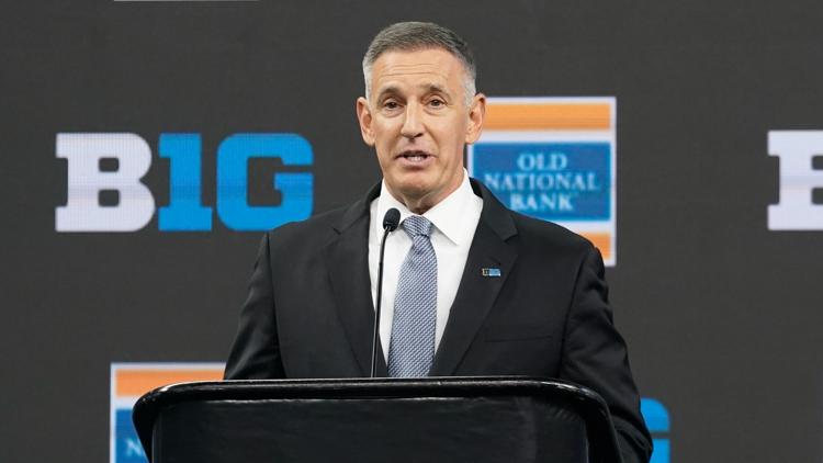 Big Ten having preliminary conversations about more expansion if the Pac 12 falls apart