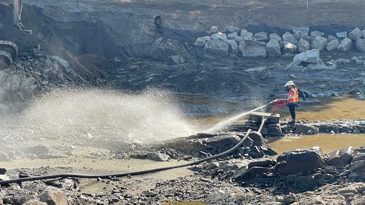 20000 tons of coal tar removed from Columbias Congaree River