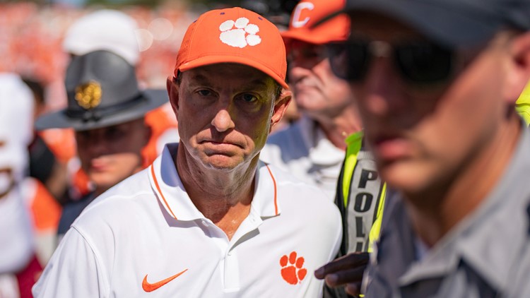 Swinney expects to lead his team out of the valley