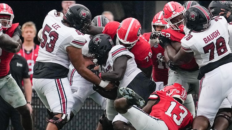 Georgia bounces back from 11 point halftime deficit to beat South Carolina