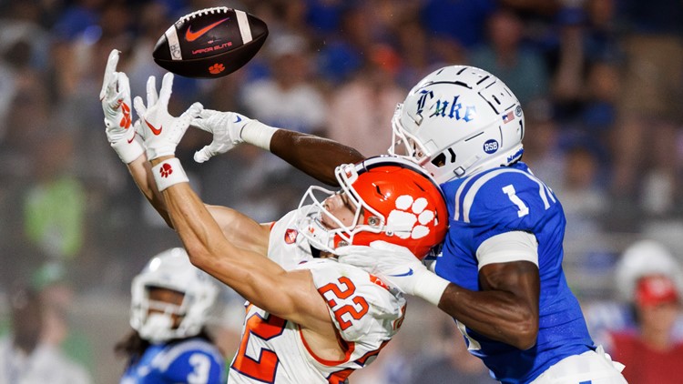 Duke stunned No 9 Clemson 28 7 in a lopsided ACC opener