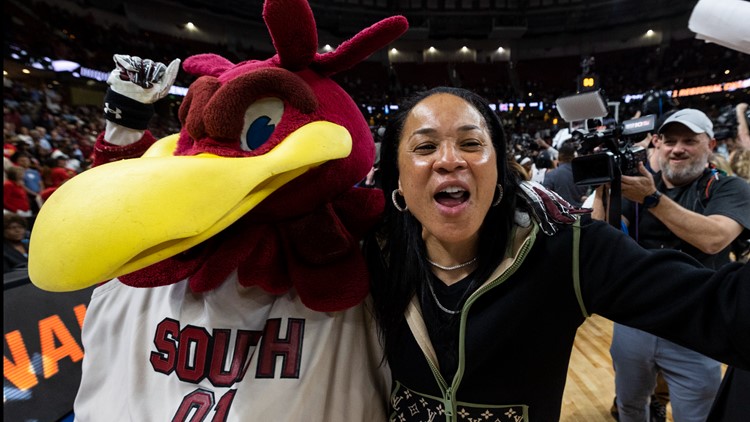 Chloe Kitts 1st career double double leads South Carolina to 114 76 win over Maryland