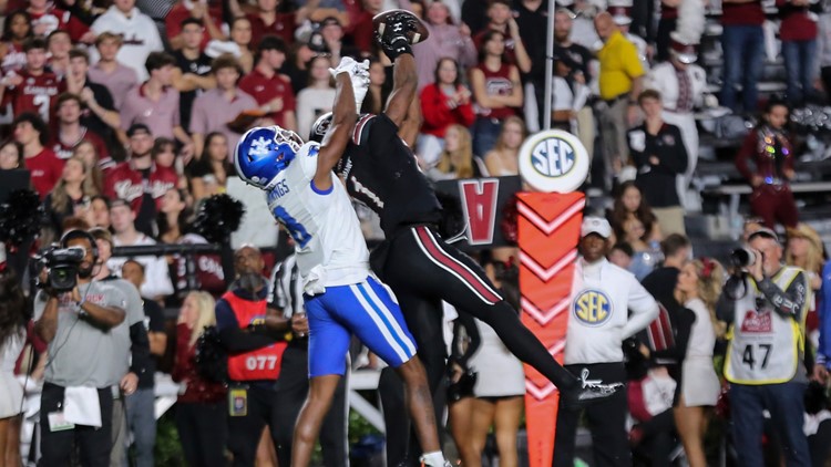 Heres how the Gamecocks beat Kentucky to keep bowl hopes alive