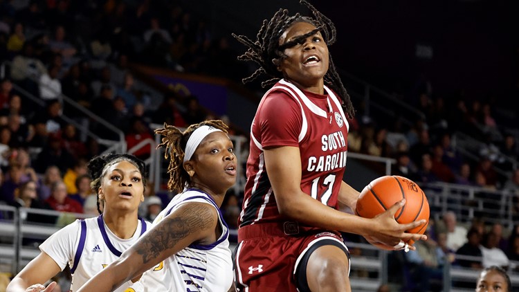 No 1 South Carolina women roll in final pre SEC game beat East Carolina 73 36 on the road