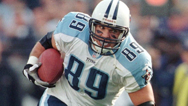 Former Titans tight end Frank Wycheck dies at 52