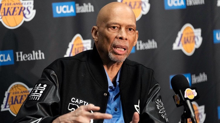 Kareem Abdul Jabbar fell and broke his hip at a concert Heres how long his recovery will be