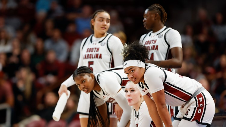 South Carolina remains on top in latest womens AP Top 25