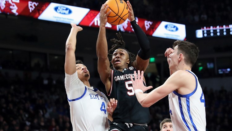 Gamecocks upset Kentucky fans storm the court