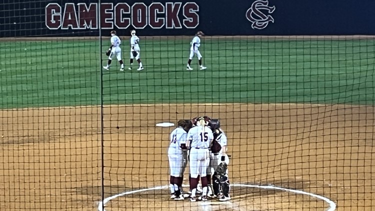 South Carolina softball opens the 2024 season with a Friday sweep