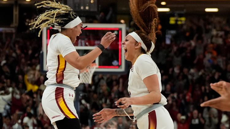 Cardosos first ever 3 rescues No 1 South Carolina at SEC Tournament with 74 73 win over Lady Vols