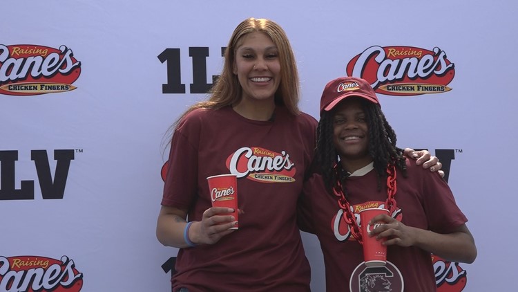 MiLaysia Fulwiley and Kamilla Cardoso host meet and greet event at the State Fairgrounds