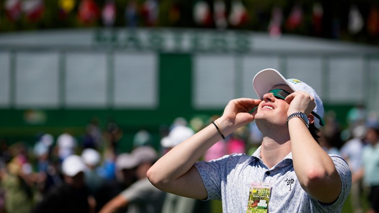 Solar eclipse viewing at the Augusta National Golf Club