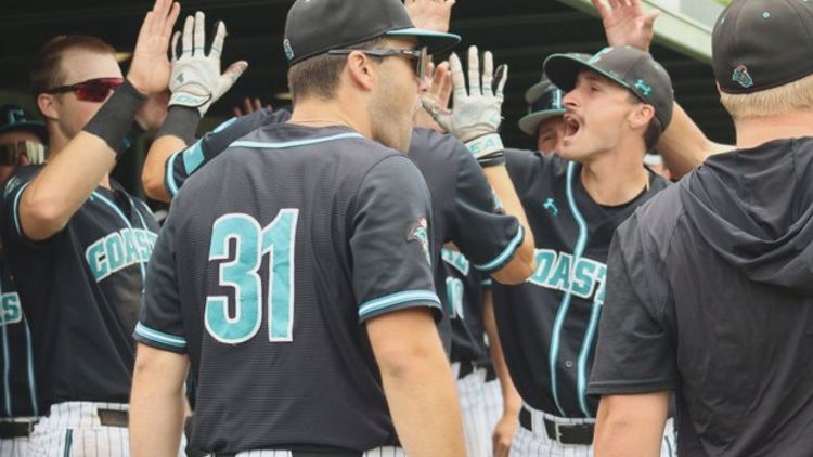 Coastal Carolina breaks out on offense to rout Vanderbilt 13 3 in NCAA baseball tournament opener