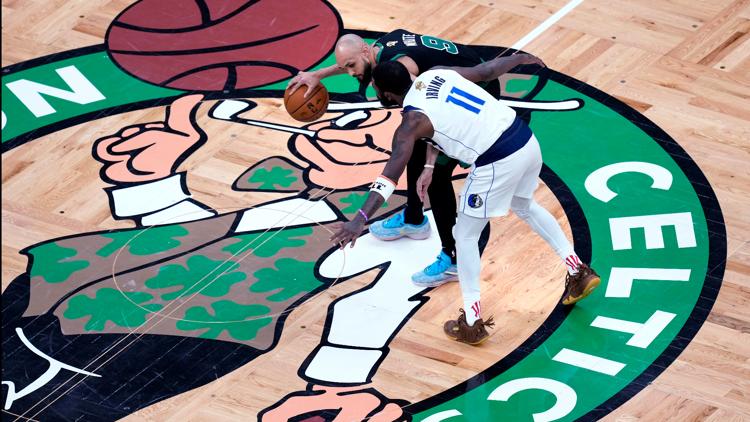 Celtics beat Mavericks 105 98 take 2 0 lead in NBA Finals as series heads to Dallas