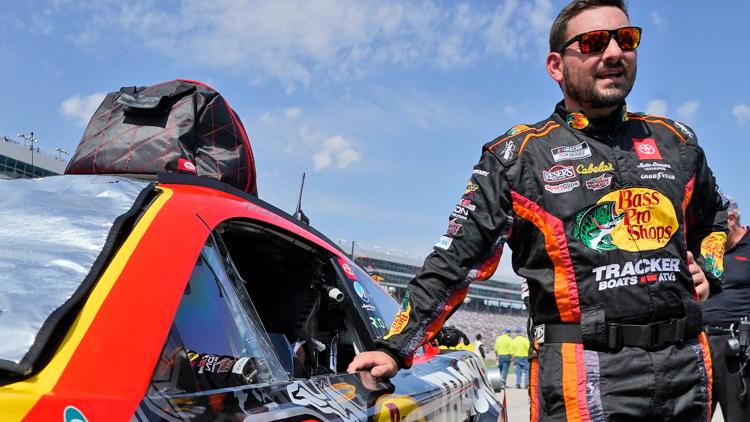 Former Cup champion Martin Truex Jr announces retirement