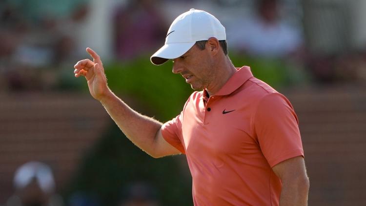 McIlroy showing major form with bogey free 65 to share US Open lead with Cantlay