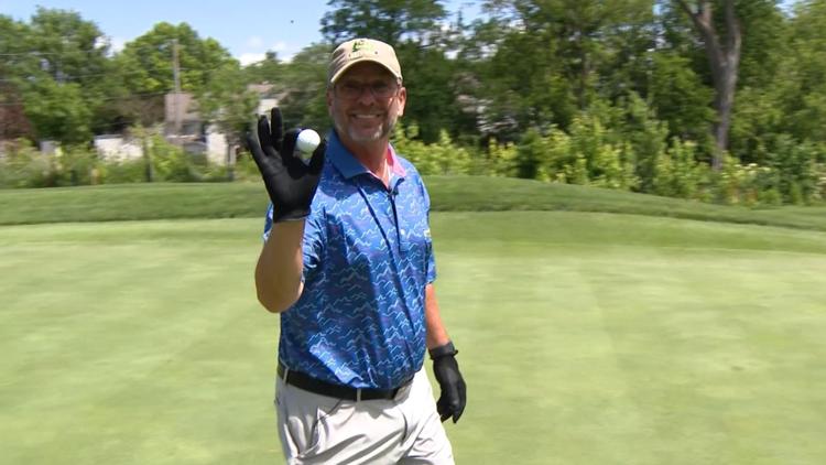 Hard to believe Man hits 2 holes in one at Missouri golf course