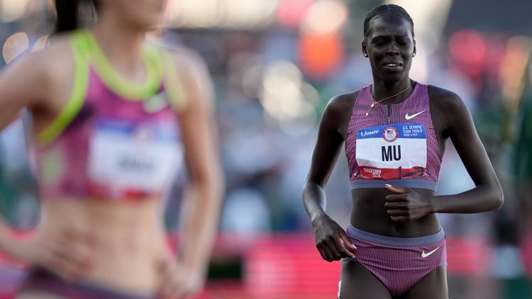 Athing Mu stumbles, falls in 800 meters and will not have chance to defend her Olympic title