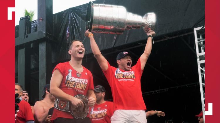 Rain doesn’t stop the reign for the Panthers, who celebrate their Stanley Cup with parade and rally