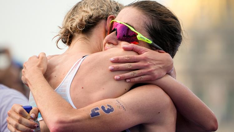 Who won the womens Olympic triathlon