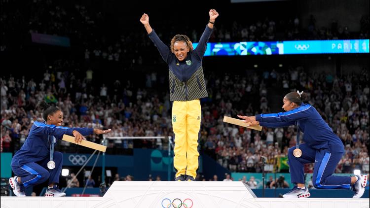 Simone Biles addresses viral bowing Olympics moment It was just the right thing to do