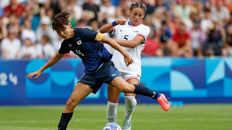 US womens soccer Olympic quarterfinals match against Japan goes to extra time tied 0 0