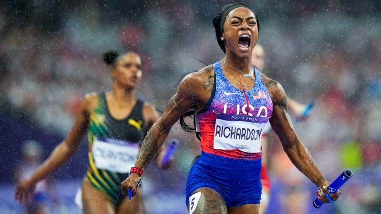 Heres how ShaCarri Richardson and Team USA did in the womens 4x100 final