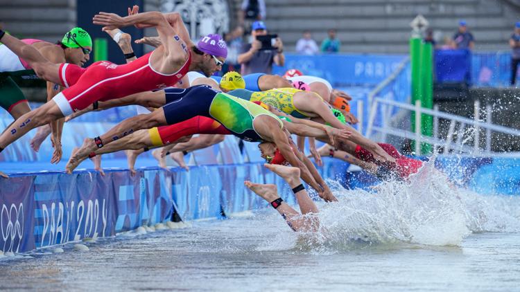 Despite water quality concerns Olympic triathlon gets underway with mixed relay in Seine