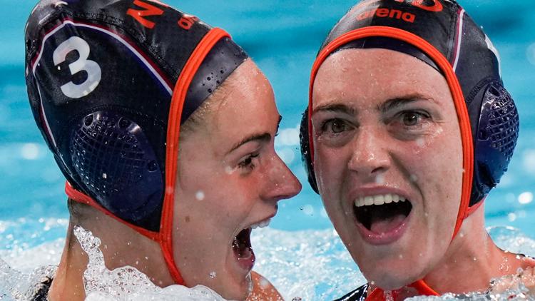 Olympic bronze medal for womens water polo decided by goal with under 1 second left