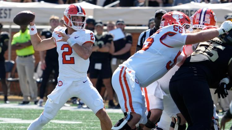 Klubnik and Mafah spark Clemson in blowout win at Wake Forest