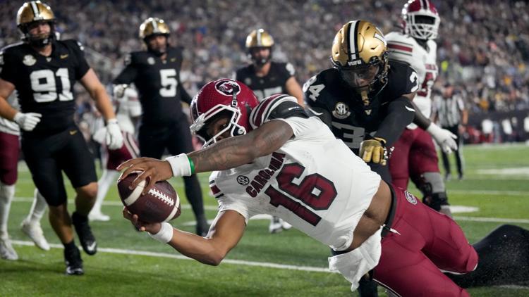 South Carolina returns to AP Top 25 after beating two ranked teams eyes third win over Missouri