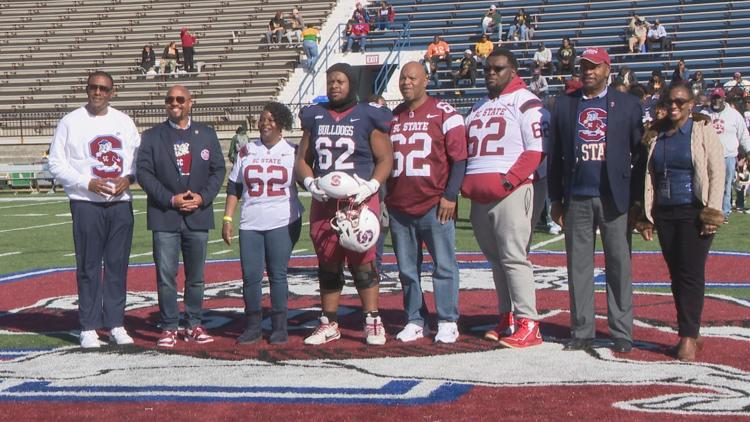 South Carolina State wins on Senior Day, cruises past Norfolk State 53-21