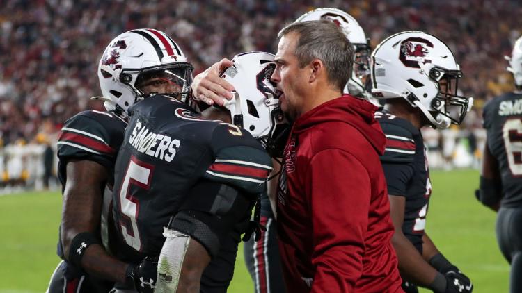 Sellers throws career high 5 TD passes No 23 South Carolina beats No 24 Missouri 34 30