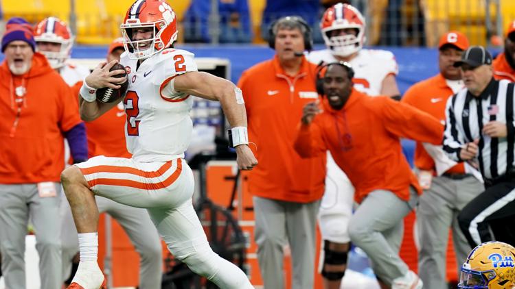 Cade Klubniks late touchdown run helps No 17 Clemson escape with a 24 20 win over Pitt