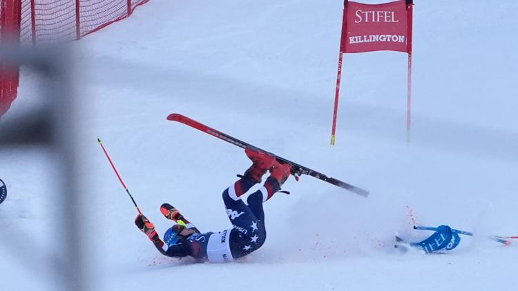 Mikaela Shiffrin suffers abrasion on hip during crash on final run of World Cup giant slalom