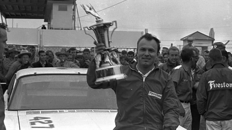 NASCAR Hall of Famer Fred Lorenzen dies at 89