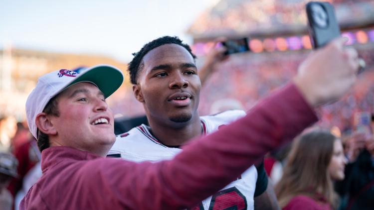 Its a Sellers Market South Carolina quarterback delivers a performance for the ages against Clemson