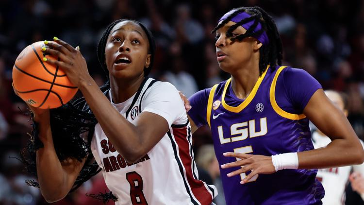 Edwards, Feagin lead No. 2 South Carolina to 66-56 victory over No. 5 LSU for Tigers’ 1st loss