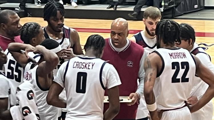 South Carolina State falls at home to Delaware State 76-75 on a last-second layup