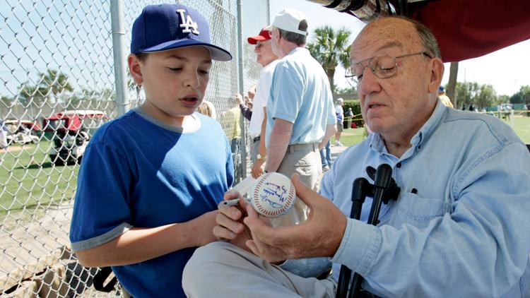 Fay Vincent baseball commissioner during three years of turmoil dies at 86