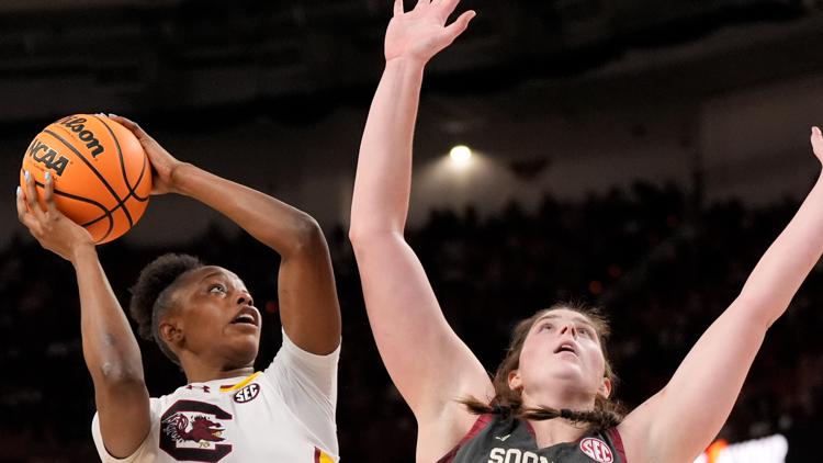 No. 5 South Carolina advances to SEC Tournament title game with 93-75 win over No. 10 Oklahoma