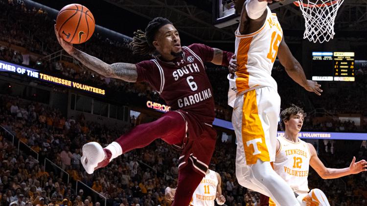 Lanier scores 23 to lead No. 4 Tennessee to 75-65 win over South Carolina