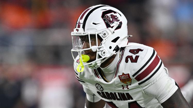 Two Gamecock defensive players named to watch list for the Lott IMPACT Trophy