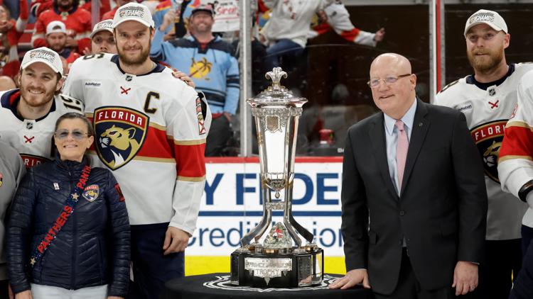 Defending champion Panthers head back to Stanley Cup Final with 5-3 Game 5 win over Hurricanes