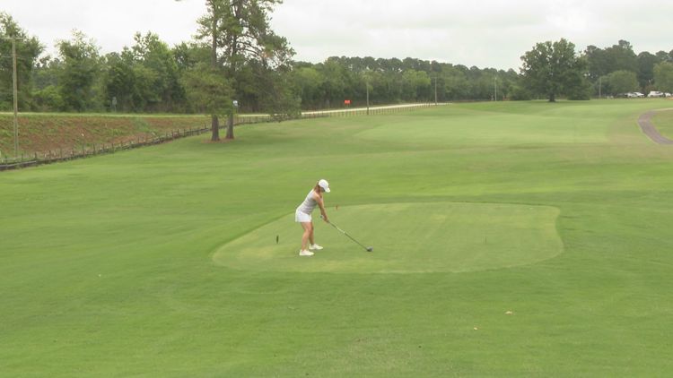 Stalvey wins third consecutive Womens City Golf Championship