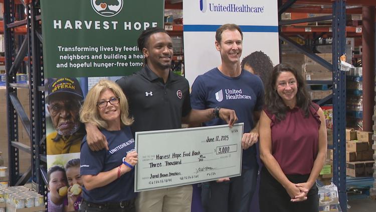 Gamecock wide receiver makes an impact for Harvest Hope Food Bank