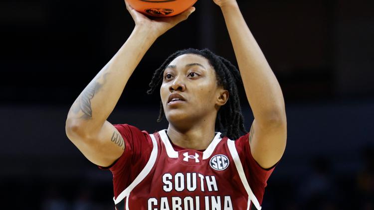 Ashlyn Watkins to take year off from basketball