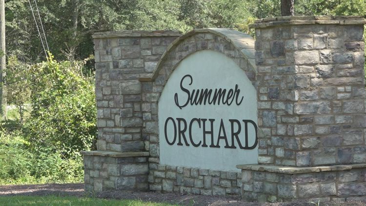 Lexington County residents protest flat rate sewer charges