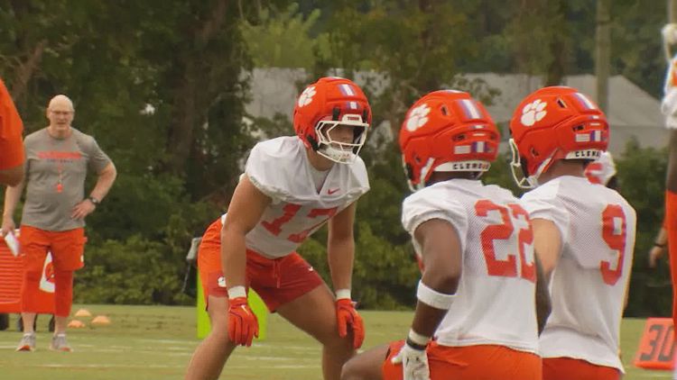 Clemson linebacker wants his team to produce the next group of Tiger legends