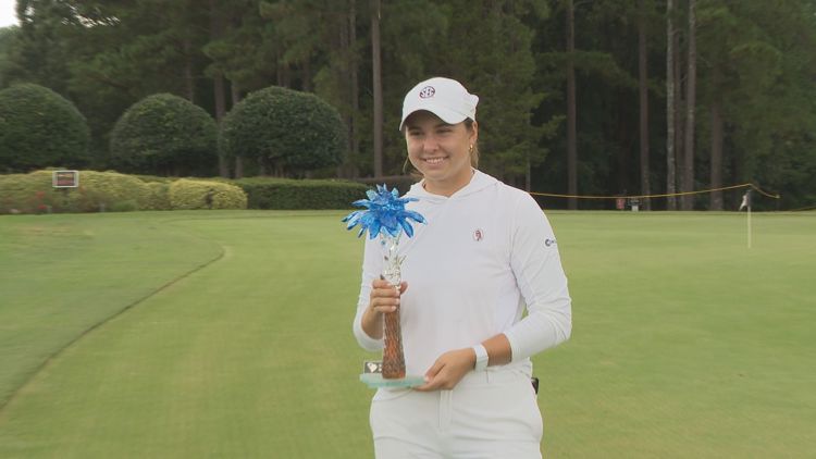 Former Gamecock golfer Sophia Burnett wins the South Carolina Womens Open